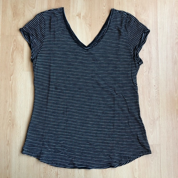 Maurices Tee - Picture 1 of 12